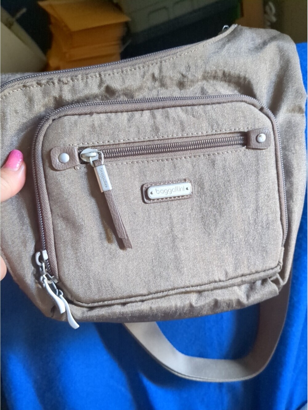 Baggallini RFID Cross City Bagg Beige Crossbody Purse Water Resistant Nylon - Picture 2 of 6
